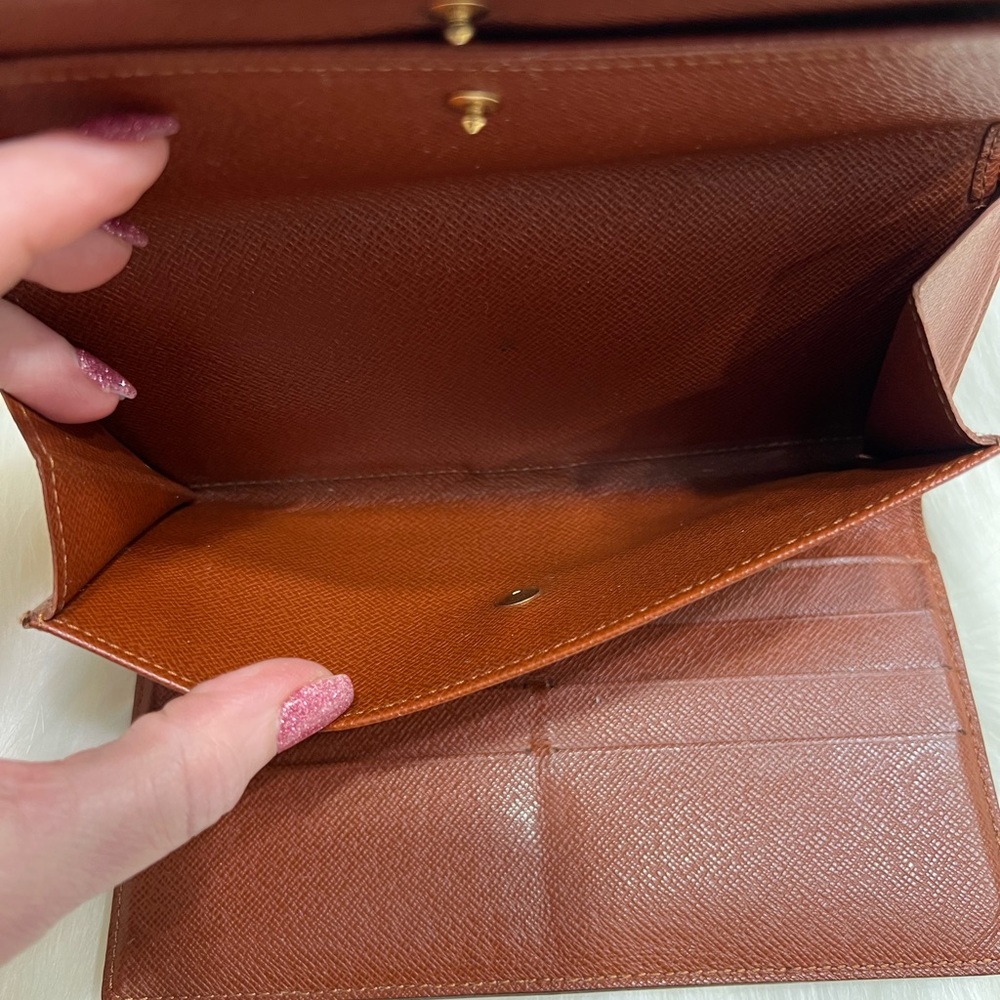 Louis Vuitton Porte-Tresor International Wallet - Picture 6 of 11